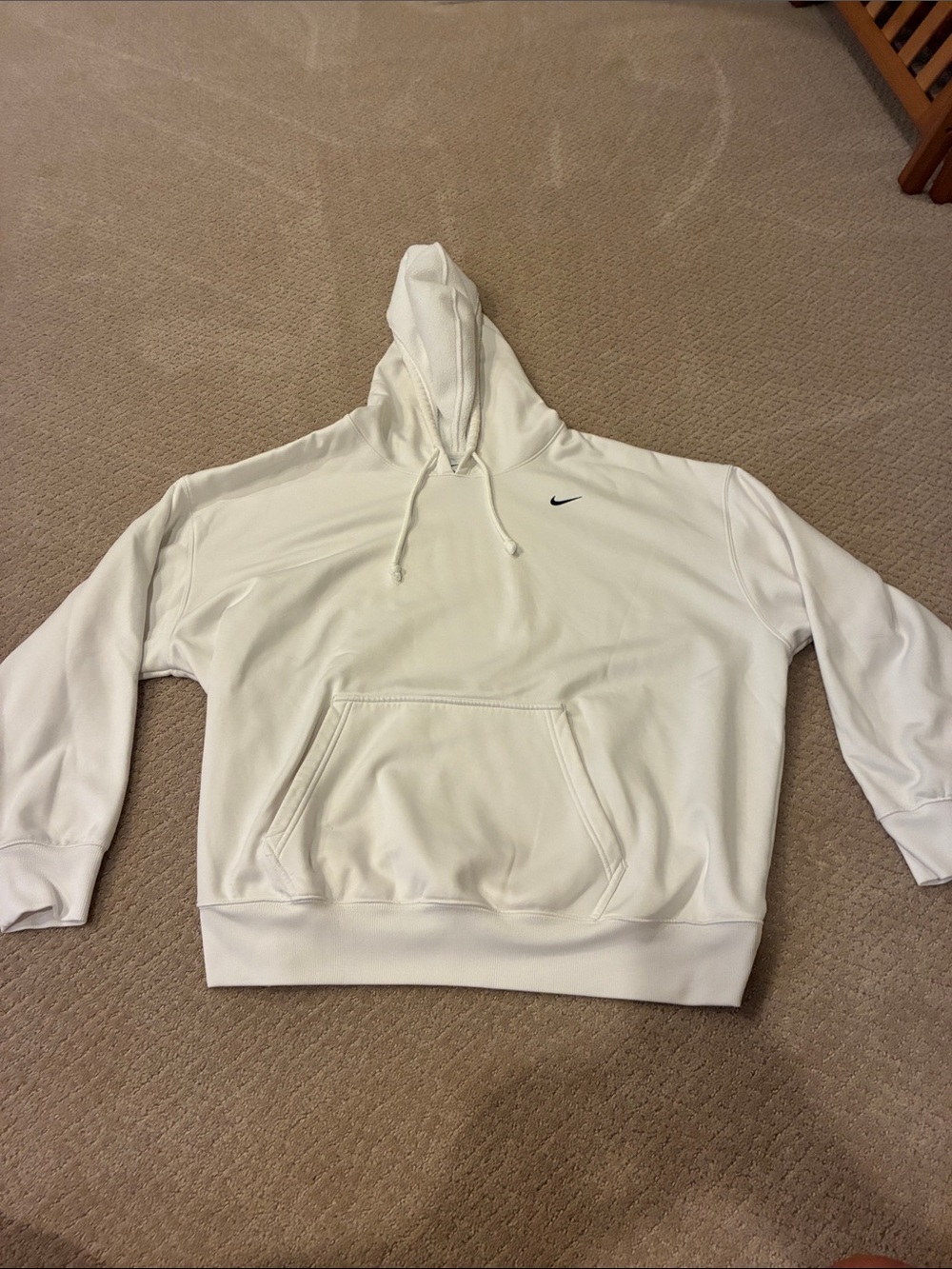 Nike White Men's Pullover Hoodie with Small Swoosh